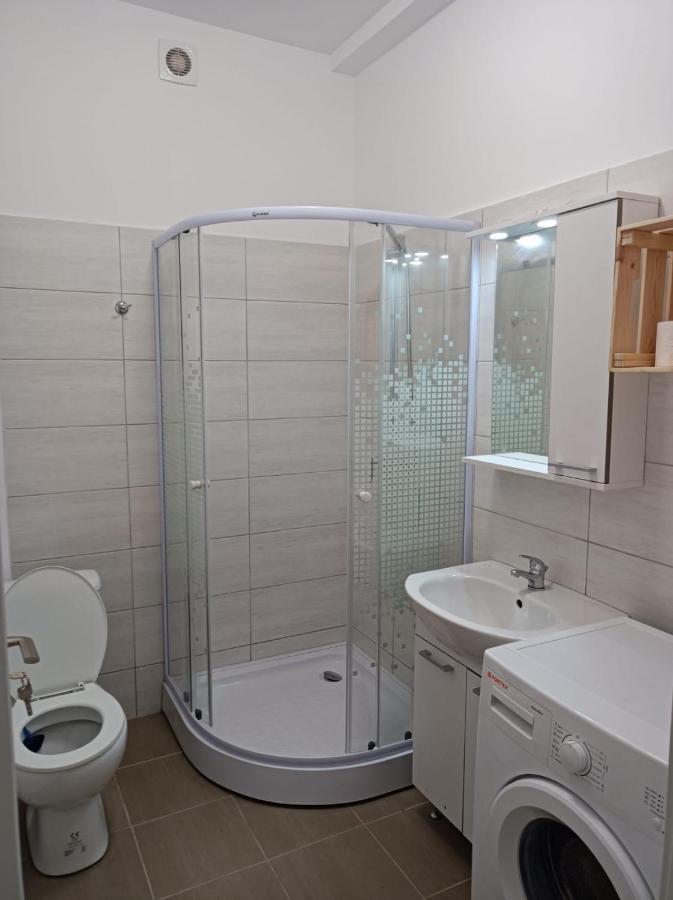 Central Comforts Apartments Бухарест Экстерьер фото